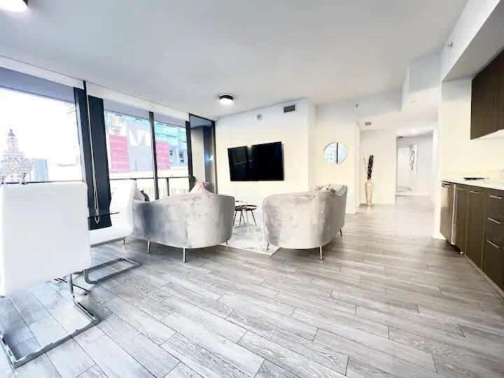 2Br, 2 Baths Lux Downtown Apt Heart Of Austin With Amazing Views, Pool, & Gym Exterior foto
