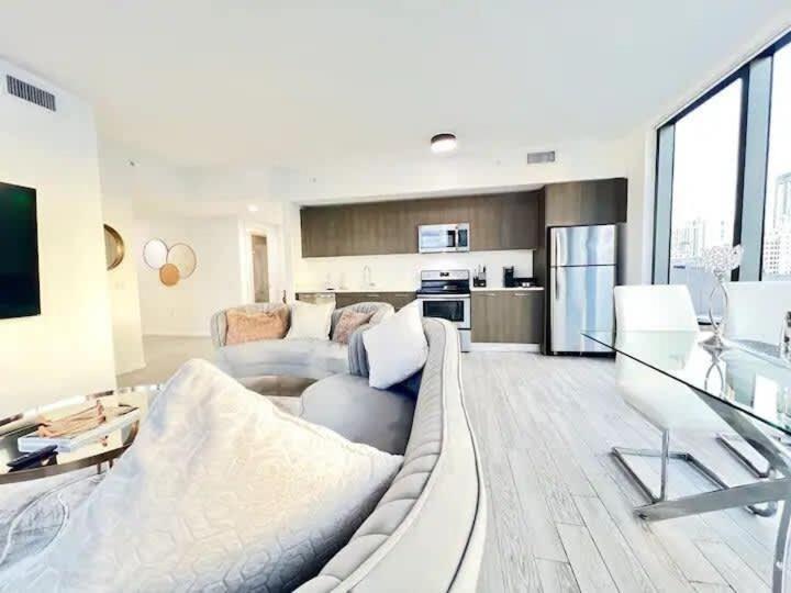 2Br, 2 Baths Lux Downtown Apt Heart Of Austin With Amazing Views, Pool, & Gym Exterior foto